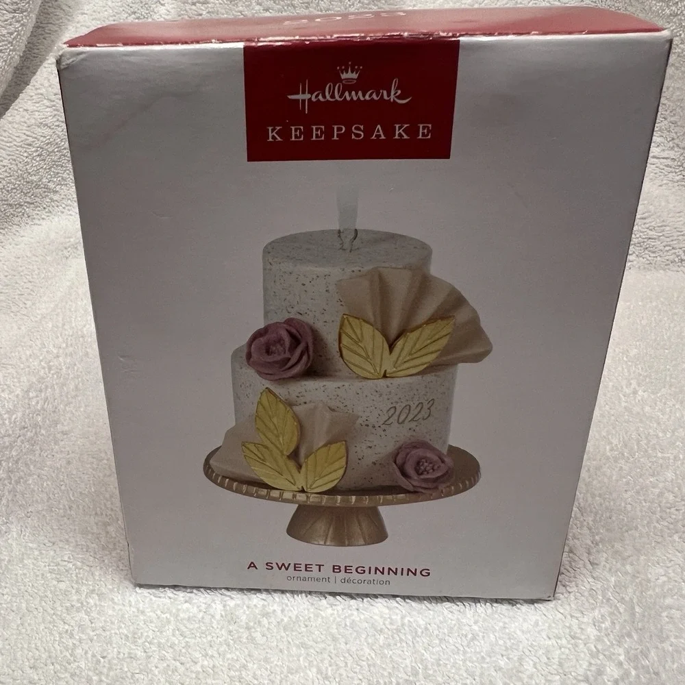 Hallmark Keepsake A Sweet Beginning Wedding‎ Cake Christmas Ornament 2023